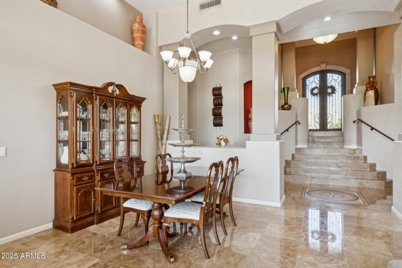 14-web-or-mls-5819-w-abraham-ln