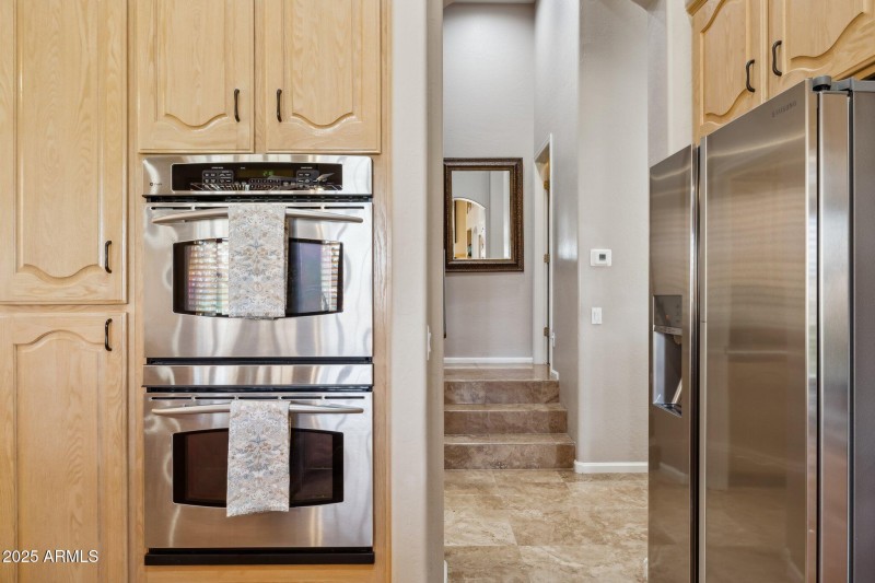 22-web-or-mls-5819-w-abraham-ln