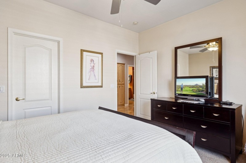 41-web-or-mls-5819-w-abraham-ln