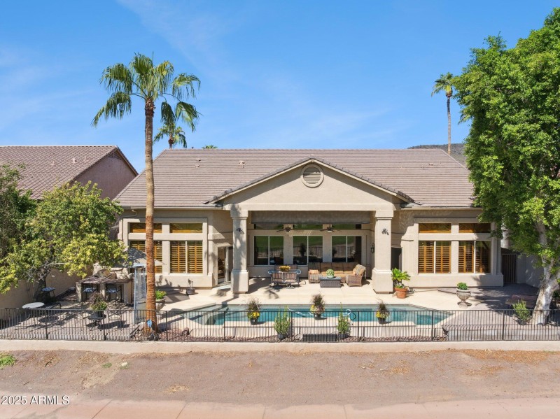 56-web-or-mls-5819-w-abraham-ln