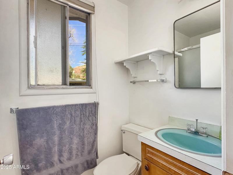 8deb98bf4cd3ffbe4c50e59cc567dc33d5e0be28