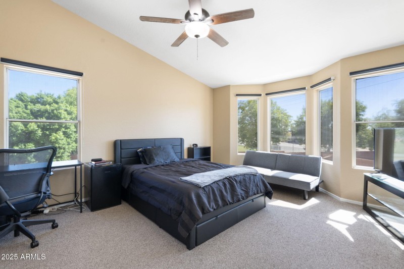 29-web-or-mls-QVB01975