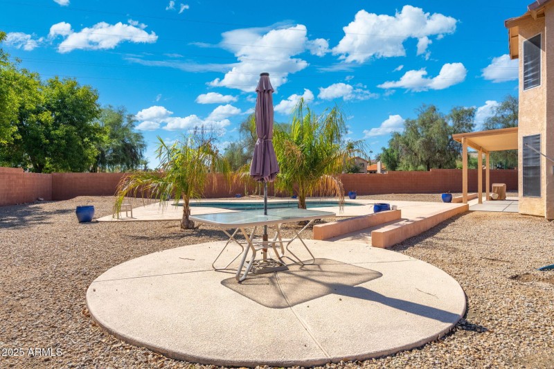 50-web-or-mls-QVB01874-HDR-Edit