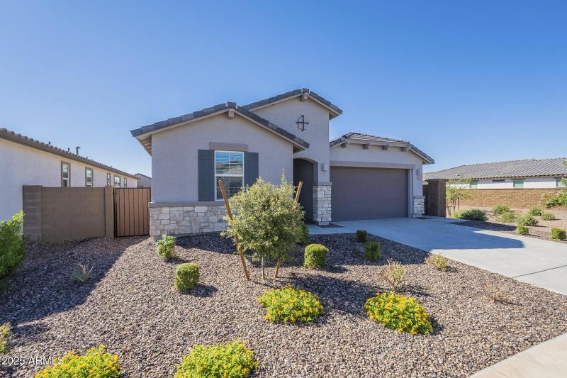 Easy maintenance front yard.