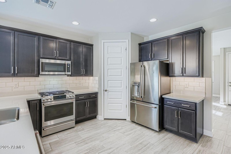 31945 N 123rd Lane - Web Quality - 008 -