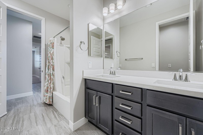 31945 N 123rd Lane - Web Quality - 019 -