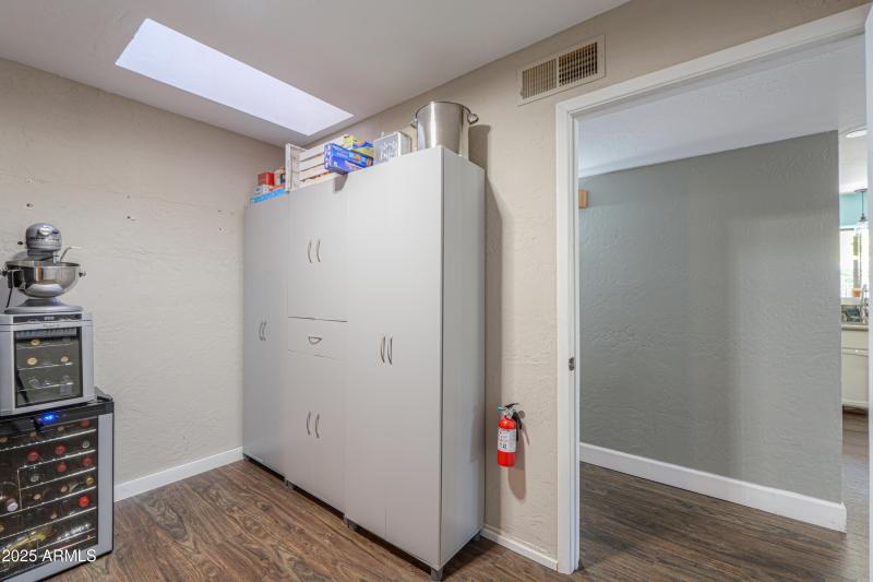 Huge Walk-in Storage