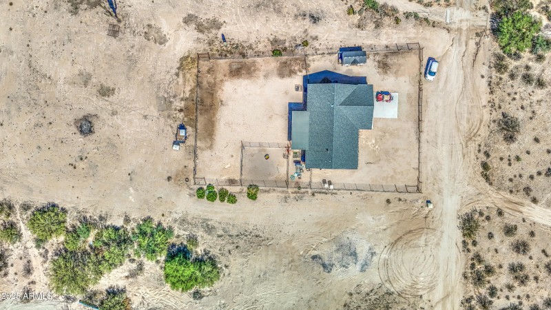 Fenced/unfenced space!