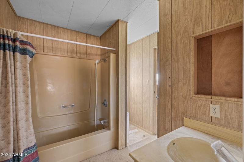 Modular Hall Bath