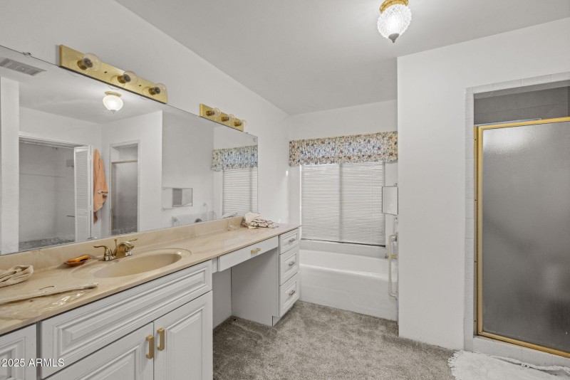 Ranch House Master Bathroom