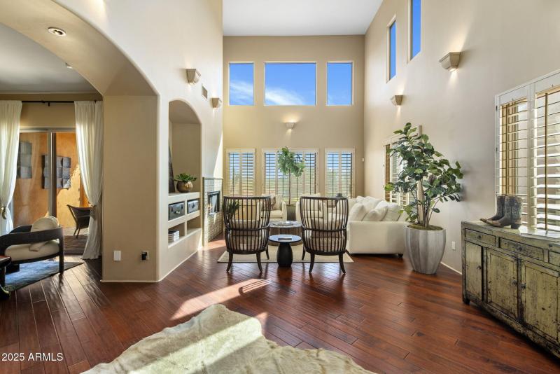 3-web-or-mls-D46A9747 copy