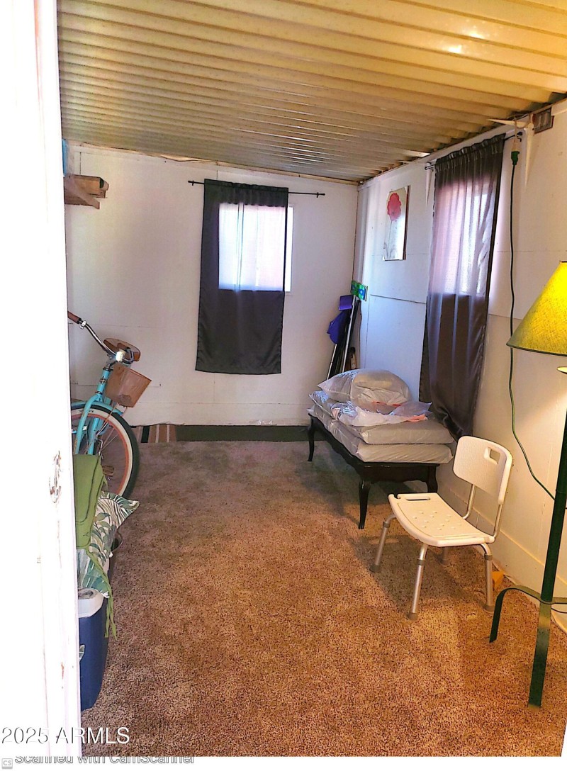 #150 Another outdoor storage area (1)