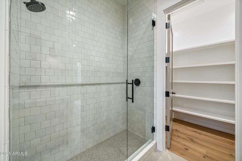 Guest Suite #3 Shower