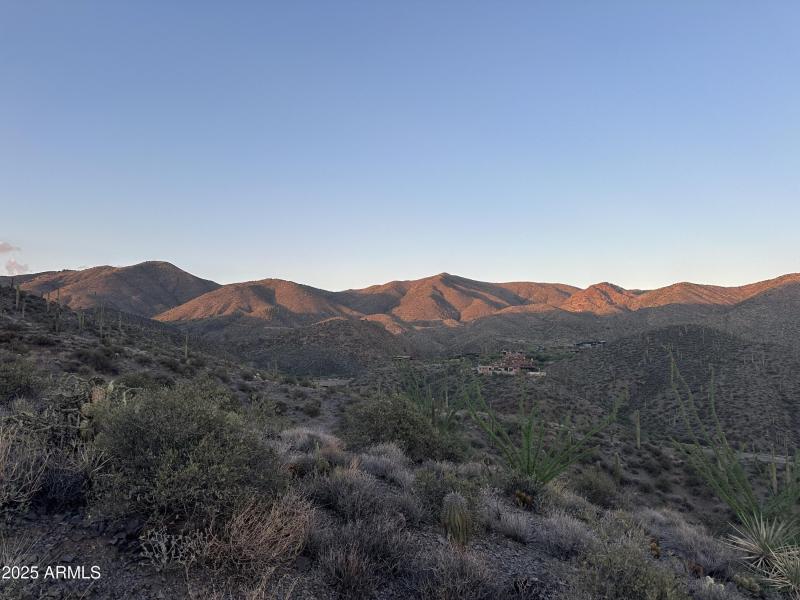 003_Edge of Desert Mountain Views