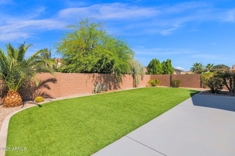 37-web-or-mls-P1314623