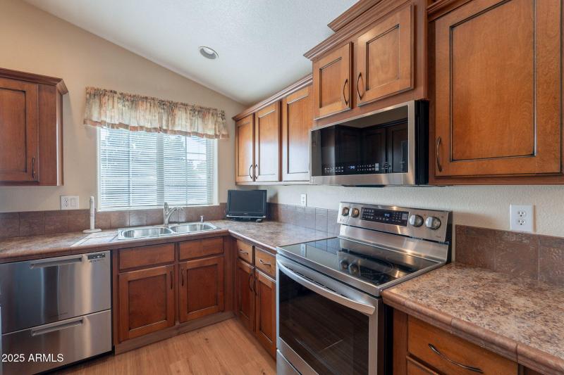 9-web-or-mls-El Mirage-9