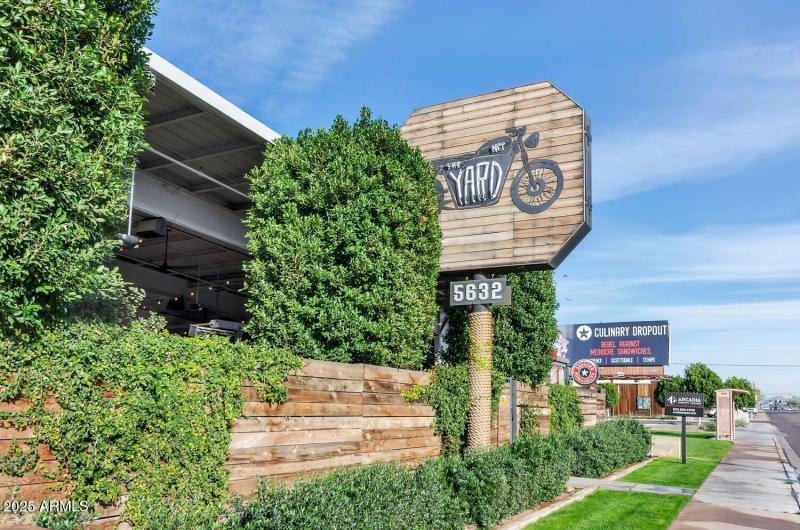 The Yard, Culinary Dropout