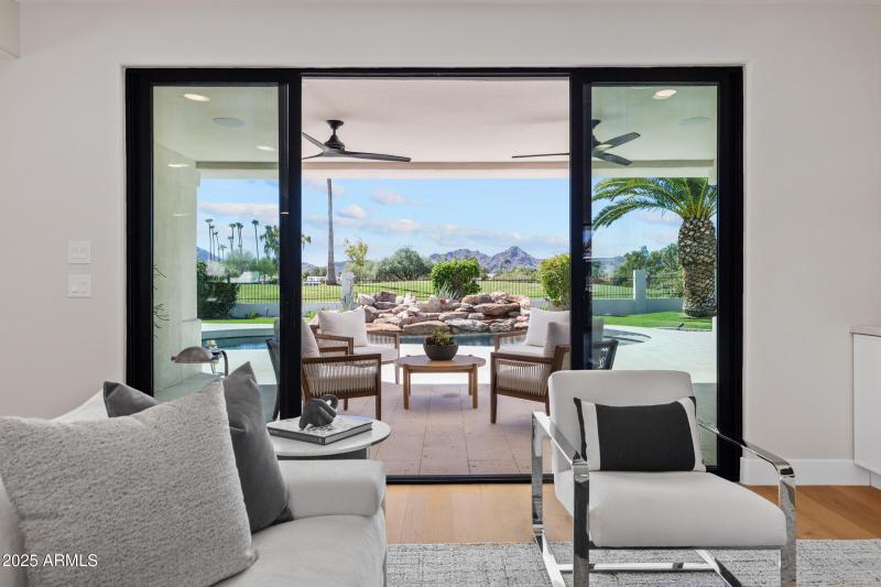 8436 N Vía Linda-20