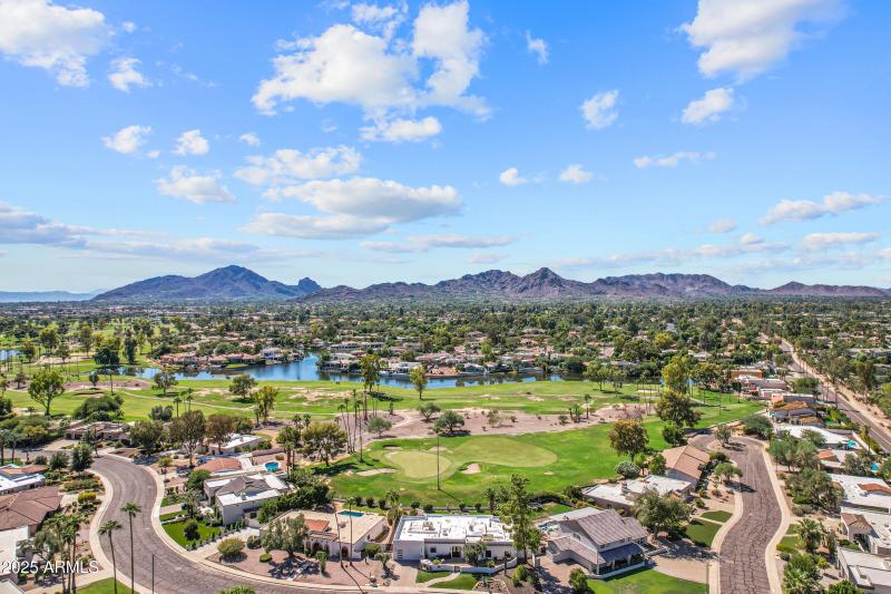 8436 N Vía Linda-41