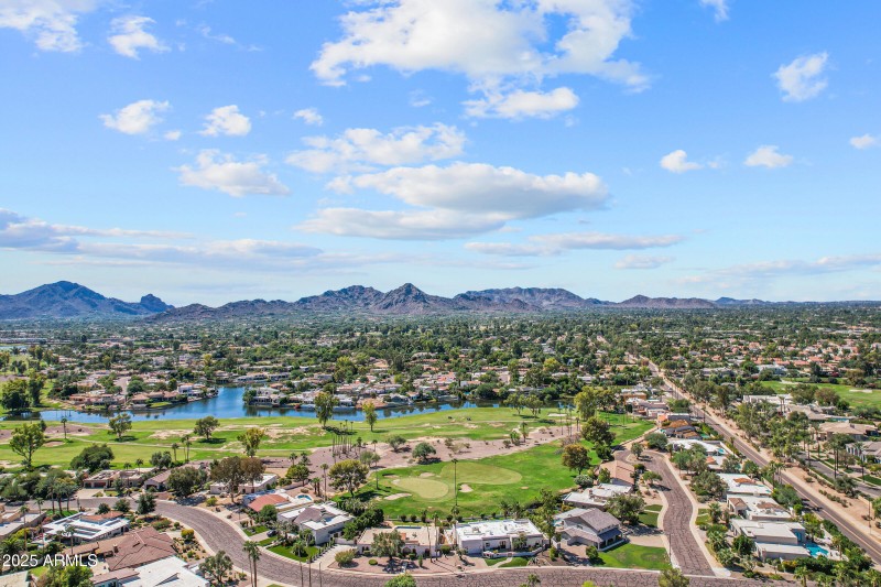 8436 N Vía Linda-43