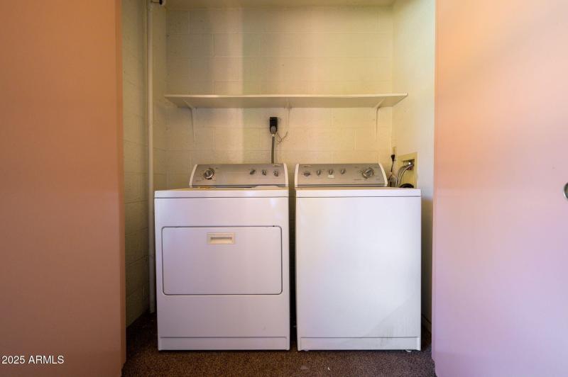 Washer/Dryer Closet