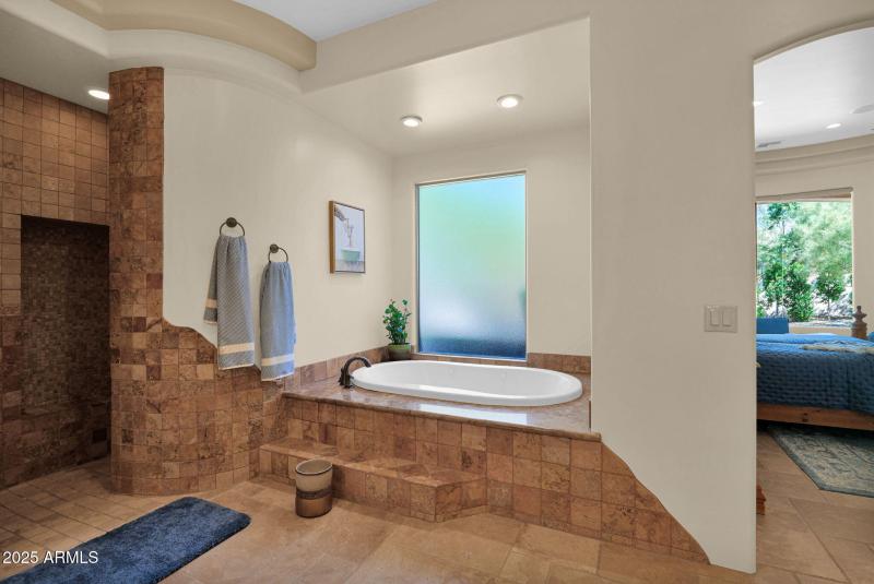 26-web-or-mls-P1315142