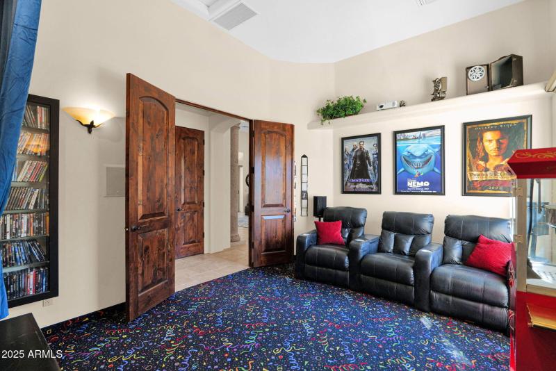 22-web-or-mls-P1315135