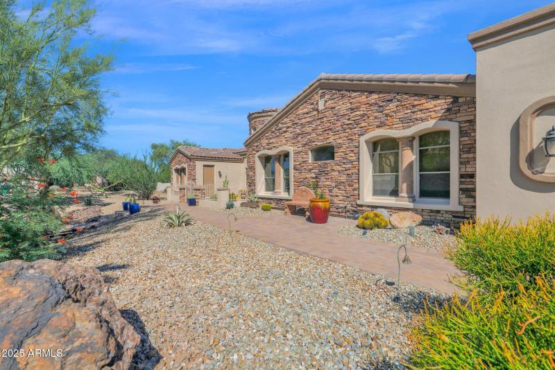 16-web-or-mls-P1315124