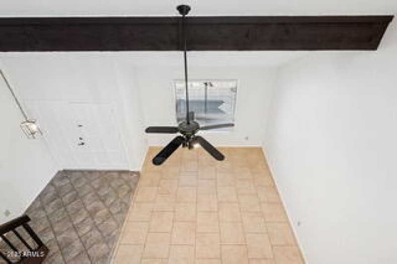 24-web-or-mls-4548-w-villa-theresa-dr