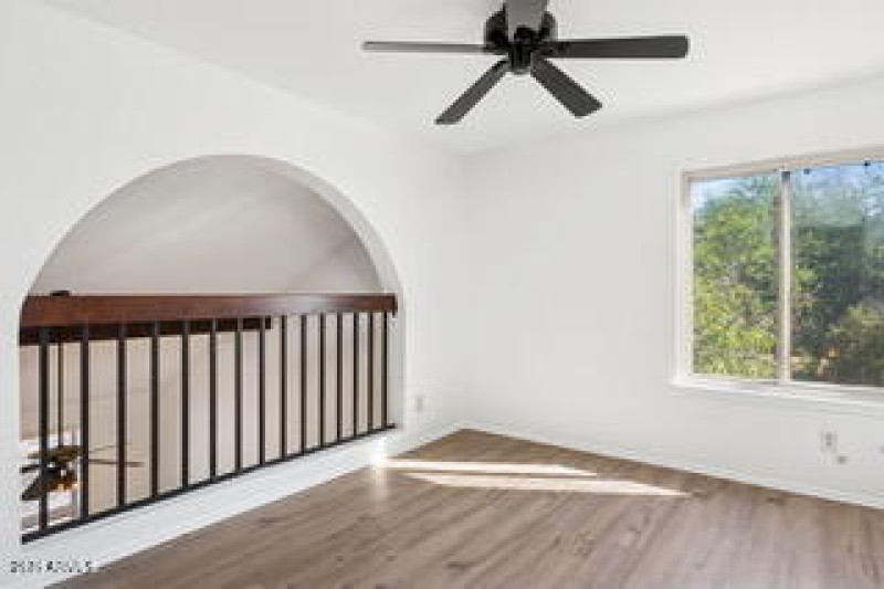 35-web-or-mls-4548-w-villa-theresa-dr