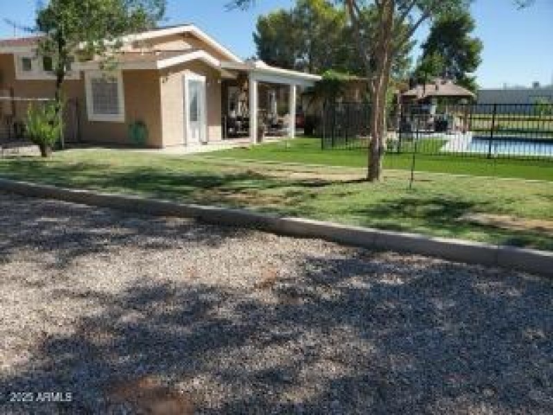 14829B52-DE61-45DC-82C8-6E7B893F2DE9