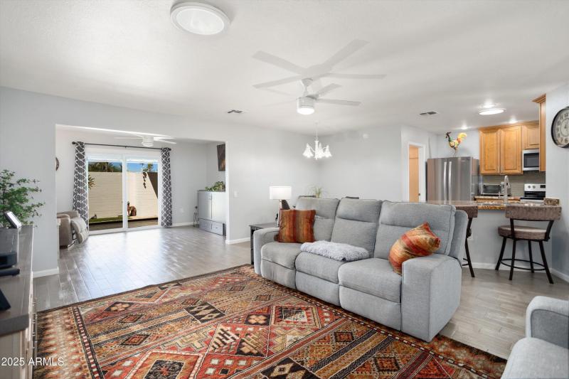 10-19422 N Camino Del Sol