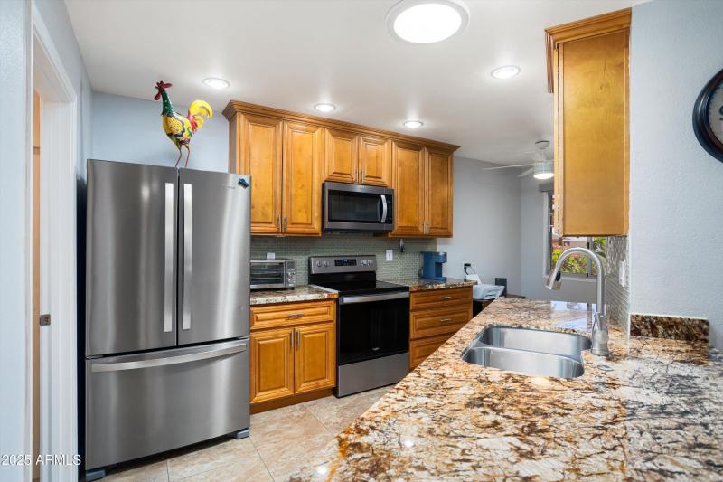 16-19422 N Camino Del Sol