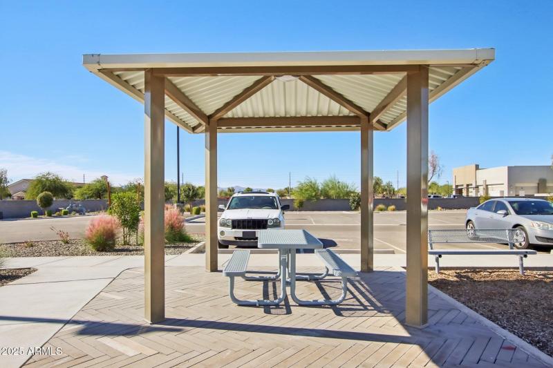 12945 W Greenway Rd h108-035