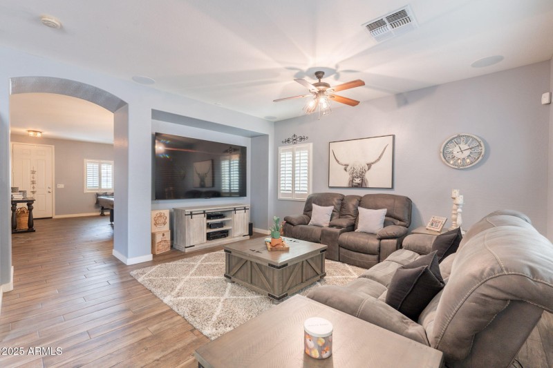 6-web-or-mls-Trellis-6