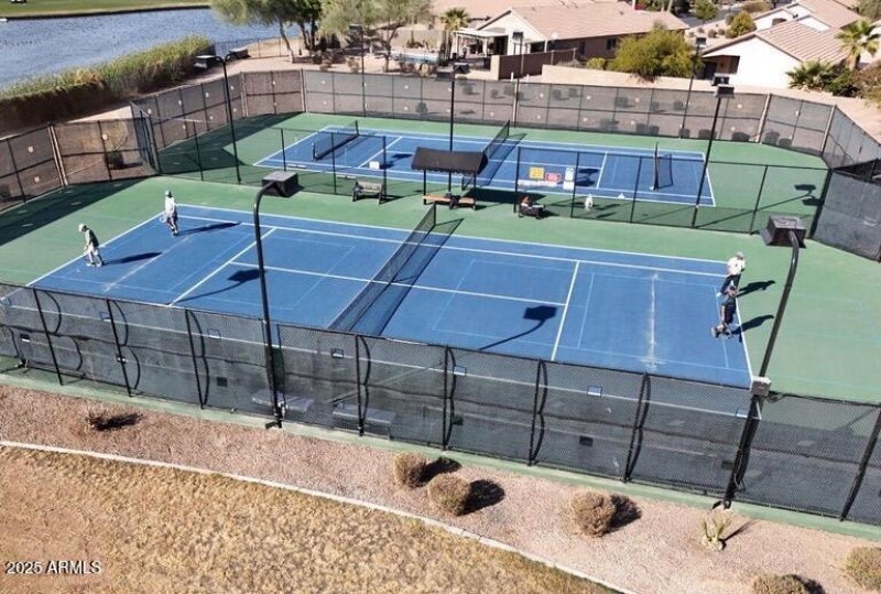 20241218023935677133000000-o