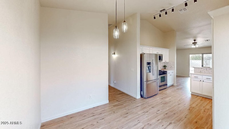 3845ViadelaReina-226