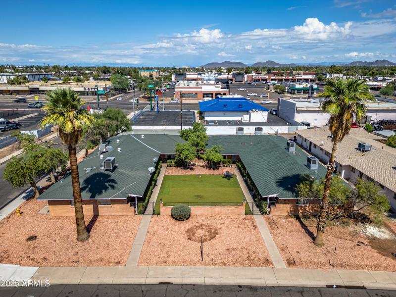 multifamily-renovation-phx-1940-amelia-a