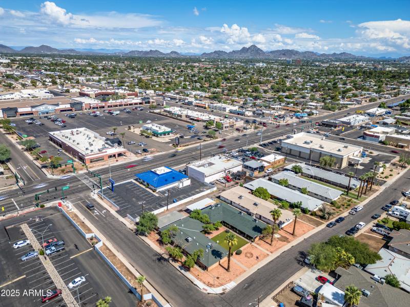 multifamily-renovation-phx-1940-amelia-a