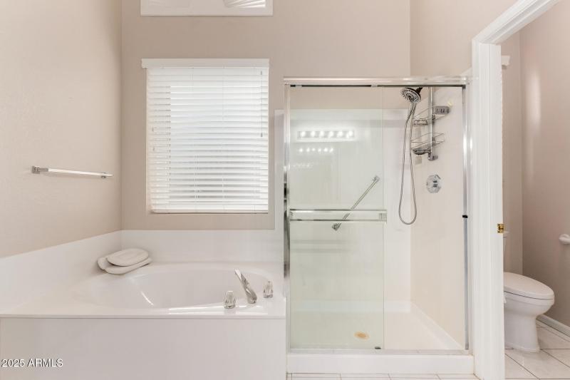 8807 E SAGUARO BLOSSOM RD