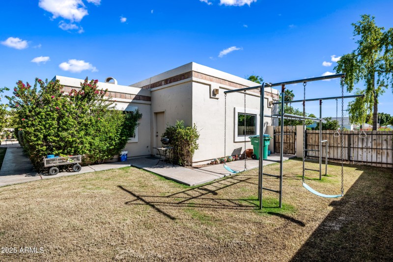 Playground equipment