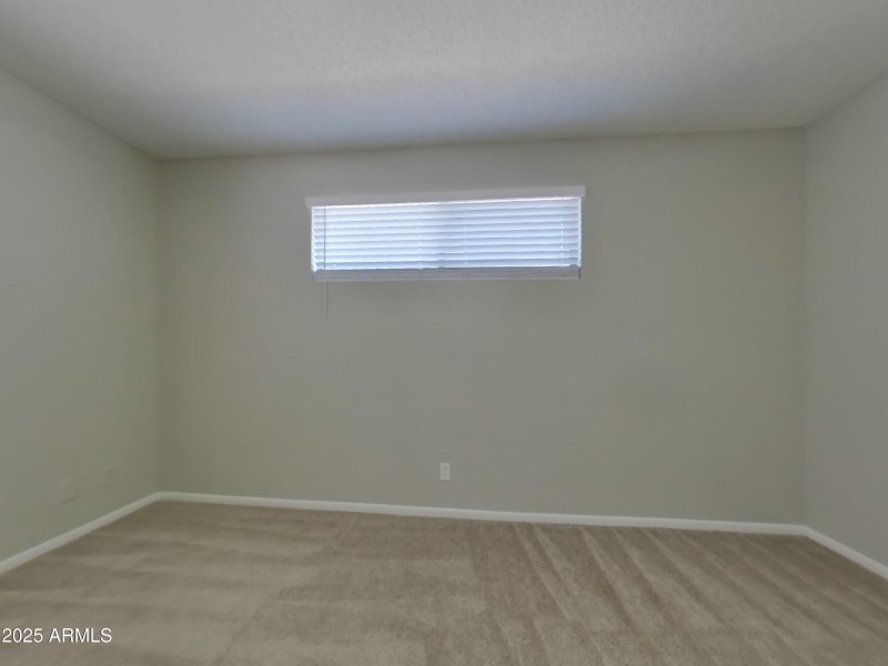 8_pc_6Lu7GybwBv_C2E0Xgp28M_layout_2