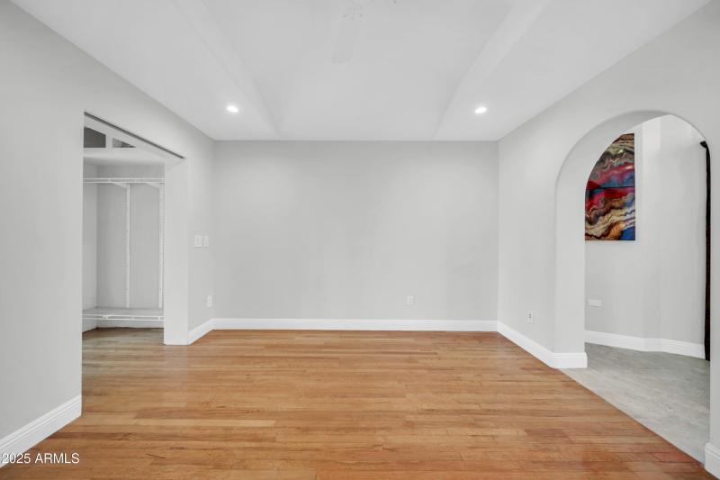 1450 E Royal Palm Rd-19