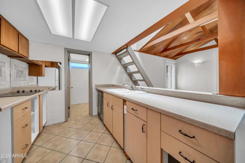 1450 E Royal Palm Rd-20