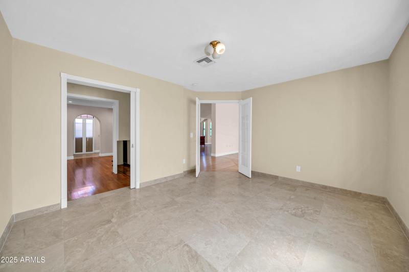 1450 E Royal Palm Rd-30