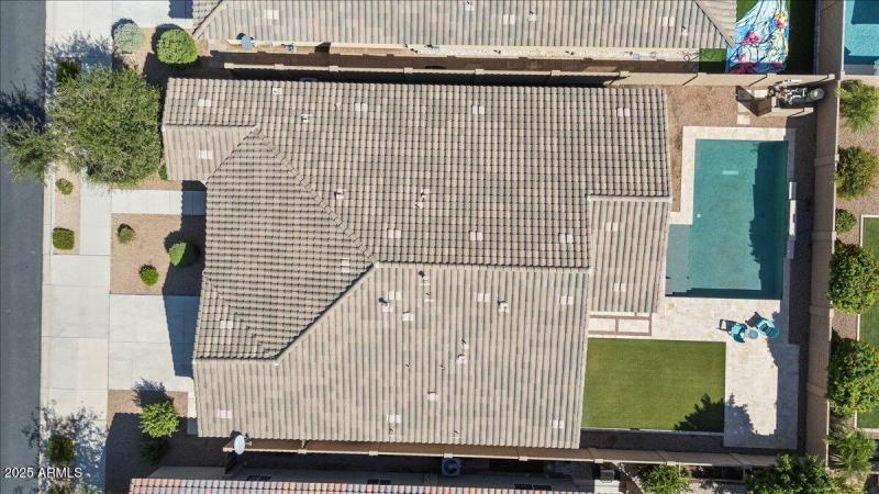 10-DJI_20250930135743_0296_D