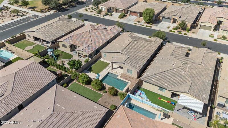 11-DJI_20250930135800_0299_D