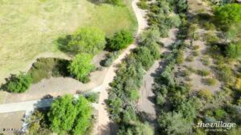 20251002212804538211000000