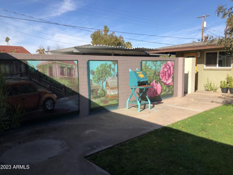 Beautifully Maintained Community