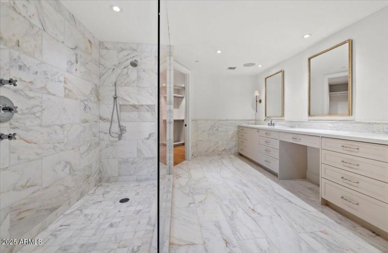 15-7181 E Camelback Rd #301 11